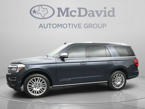 Used 2023 Ford Expedition Platinum RWD image 5
