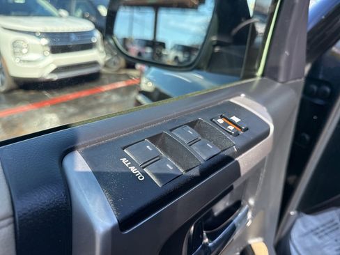 Used 2022 Toyota 4Runner SR5 image 12