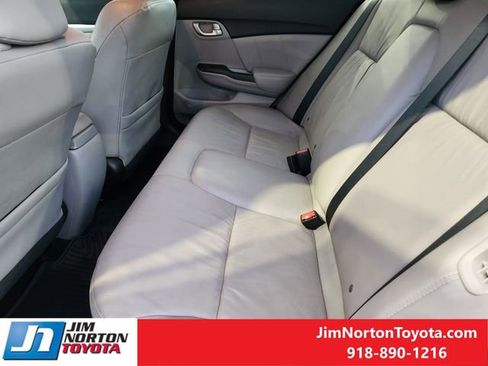 Used 2015 Honda Civic Hybrid Sedan image 30