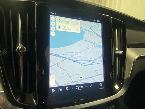 Used 2024 Volvo S60 T8 Ultimate image 19