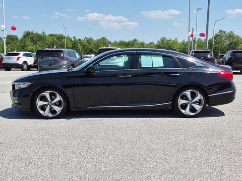 Used 2020 Honda Accord Touring image 5