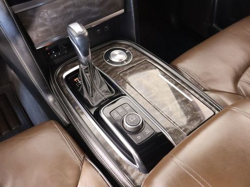 Used 2021 Nissan Armada Platinum w/ Captain's Chairs Package image 9