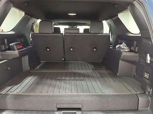 Used 2026 Toyota 4Runner TRD Off-Road Premium image 8