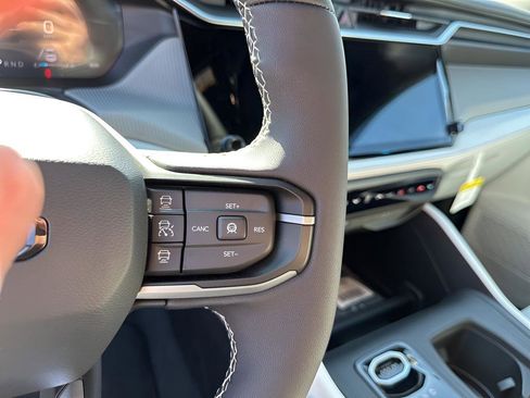 New 2026 Jeep Cherokee Limited image 29