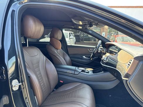 Used 2020 Mercedes-Benz S 560 Sedan w/ AMG Line Exterior image 24