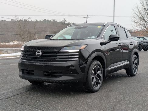 New 2026 Nissan Kicks SV image 3