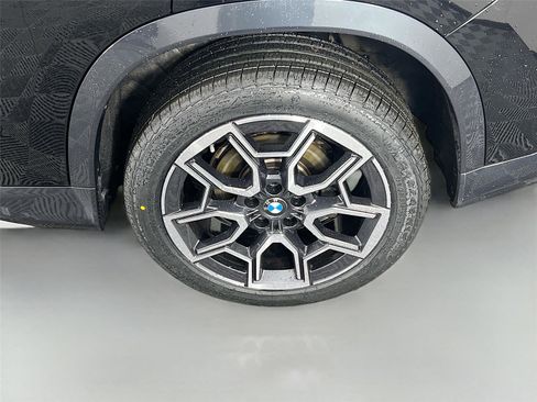 Used 2023 BMW X1 xDrive28i w/ Premium Package AWD/4WD image 31