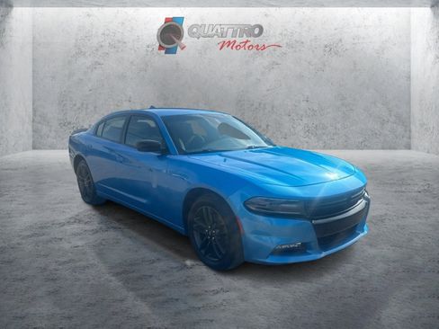 Used 2019 Dodge Charger SXT w/ Blacktop Package AWD/4WD image 8