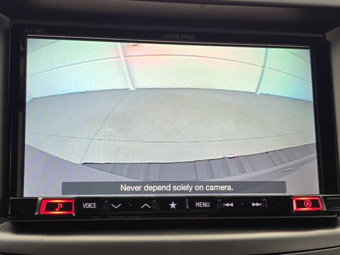 Used 2011 Subaru Outback 3.6R Limited image 21