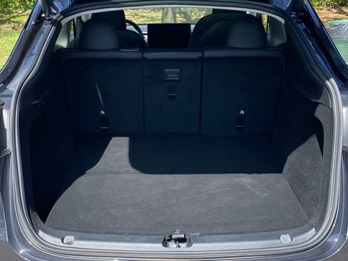 Used 2025 Tesla Model Y Long Range image 13