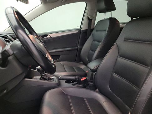 Used 2017 Volkswagen Jetta SE FWD image 17