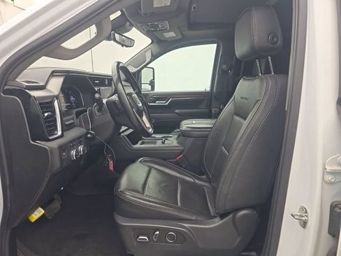 Used 2024 GMC Sierra 3500 Denali w/ Denali Reserve Package AWD/4WD image 6