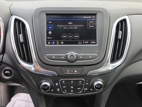 Used 2024 Chevrolet Equinox LT FWD image 24