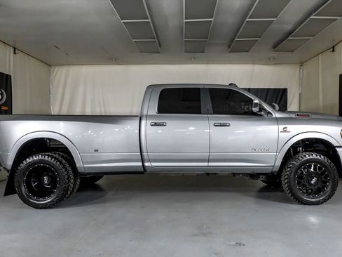 Used 2022 RAM 3500 Laramie image 6