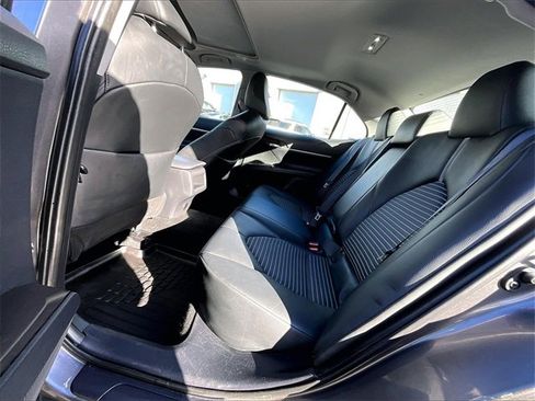 Used 2023 Toyota Camry SE image 22