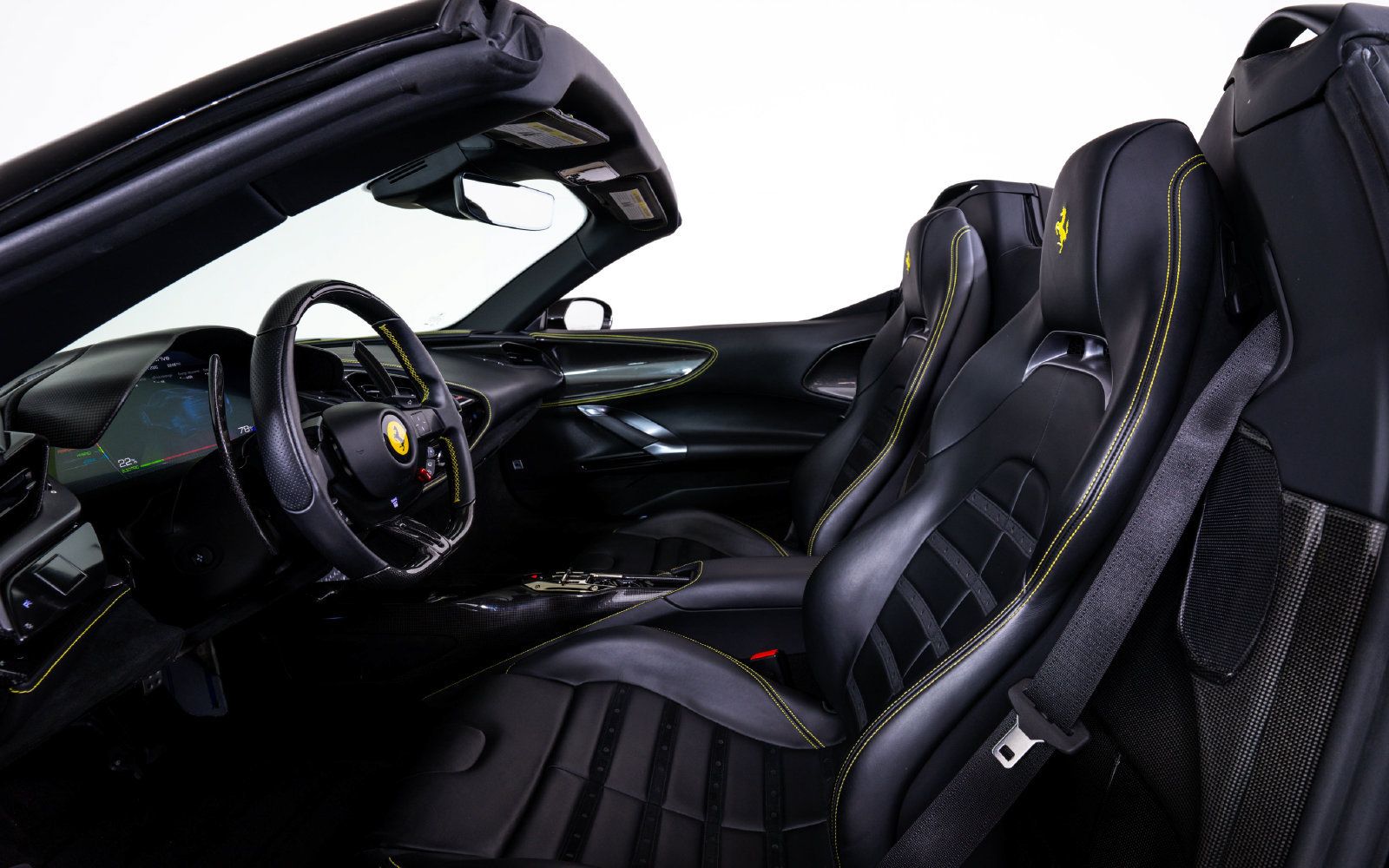 Used 2022 Ferrari SF90 Spider AWD/4WD image 26