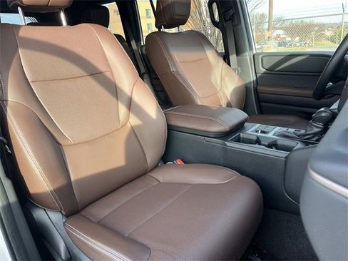 Used 2024 Toyota Land Cruiser image 29