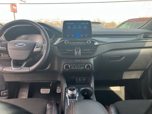 Used 2024 Ford Escape ST-Line w/ Cold Weather Package image 29