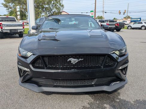 Used 2019 Ford Mustang GT Premium w/ GT Performance Package RWD image 9
