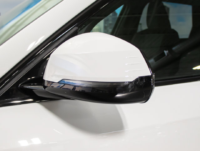 Used 2027 BMW X1 xDrive28i AWD/4WD image 10