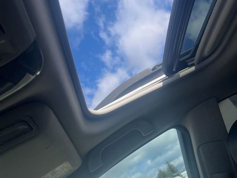 Used 2014 Subaru Outback 2.5i Limited w/ Moonroof Package image 9