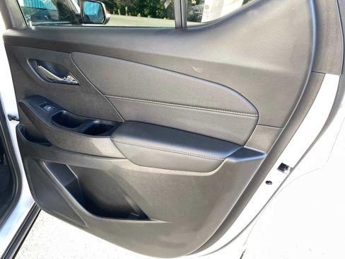 Used 2023 Chevrolet Traverse Premier w/ Redline Edition image 42