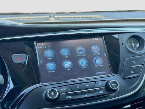 Used 2020 Buick Envision Essence image 15