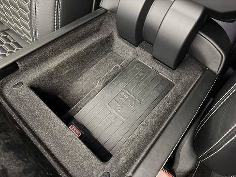 Used 2021 Lamborghini Urus AWD/4WD image 48
