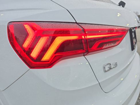 Used 2022 Audi Q3 2.0T Premium Plus w/ Premium Plus Package image 32
