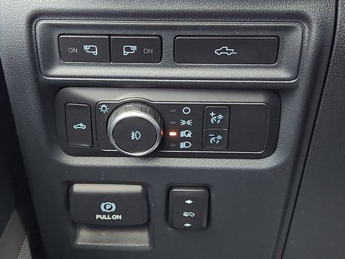 Used 2022 Ford F150 Lariat AWD/4WD image 25