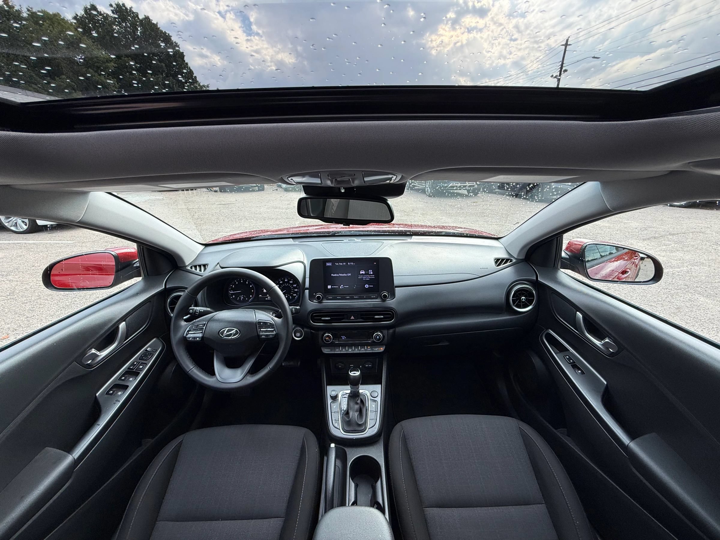 Used 2022 Hyundai Kona SEL w/ Convenience Package FWD image 14