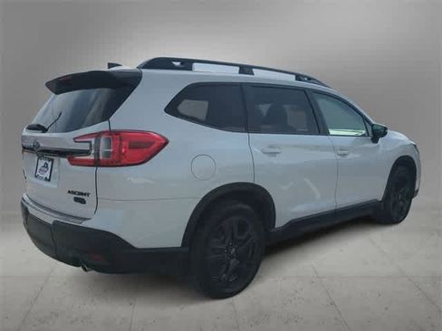 Used 2023 Subaru Ascent Onyx Edition image 8