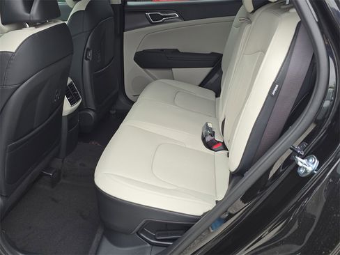 New 2026 Kia Sportage EX image 19