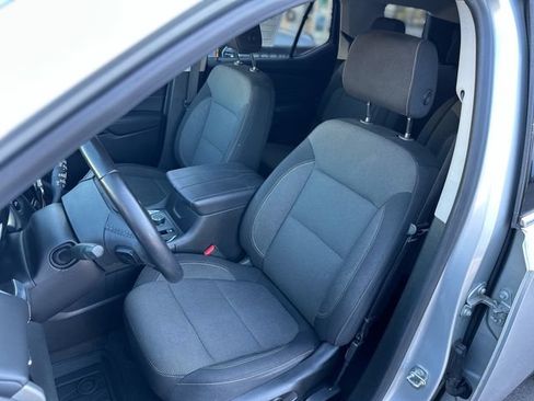 Used 2021 Chevrolet Traverse LT FWD image 12