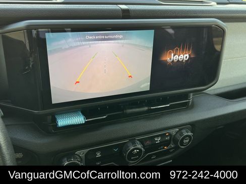 Used 2024 Jeep Wrangler Sport image 18