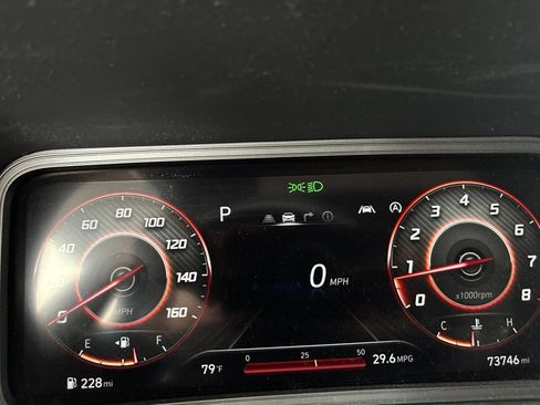 Certified 2022 Hyundai Kona Limited AWD/4WD image 16