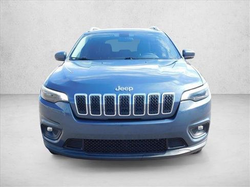Used 2020 Jeep Cherokee Latitude Plus w/ Cold Weather Group AWD/4WD image 4
