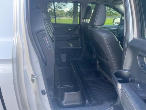Used 2023 Honda Ridgeline RTL-E image 14