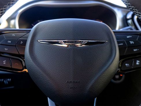 New 2026 Chrysler Pacifica Select w/ S Appearance Package image 13