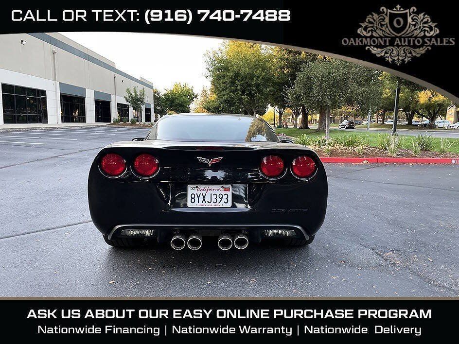 Used 2005 Chevrolet Corvette Coupe w/ Preferred Equipment Group RWD image 7