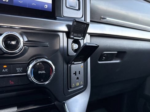 Certified 2022 Ford F150 Lariat w/ Equipment Group 502A High image 27