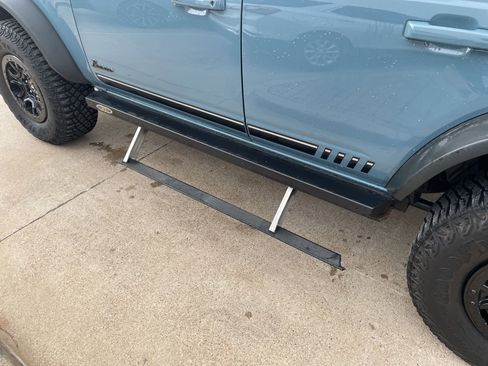 Used 2021 Ford Bronco First Edition image 12