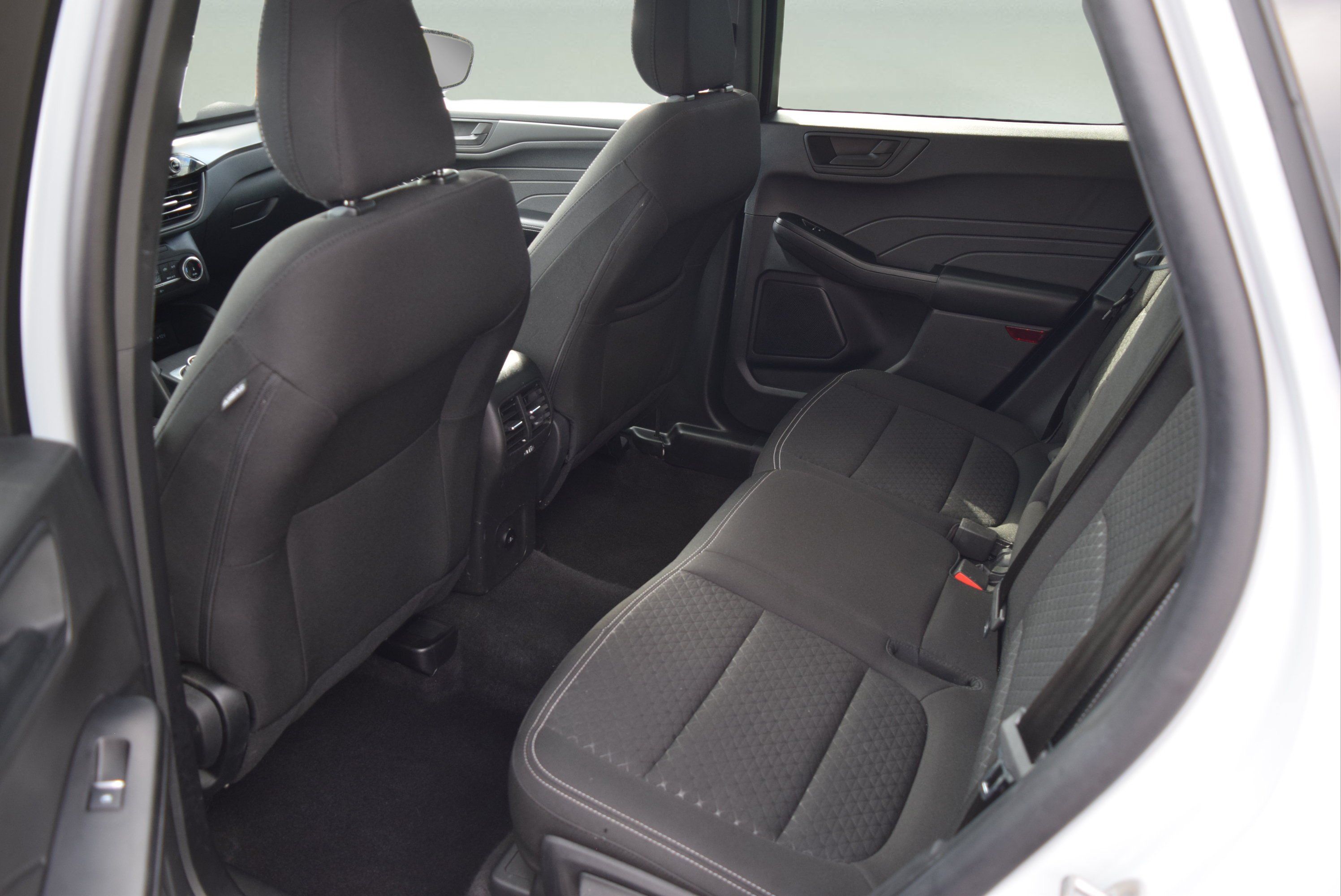 Used 2025 Ford Escape Active AWD/4WD image 8