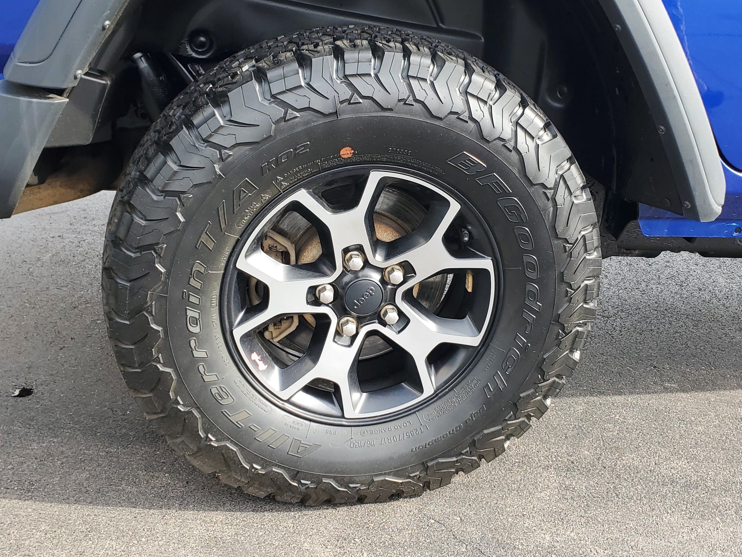Used 2018 Jeep Wrangler Unlimited Rubicon AWD/4WD image 27