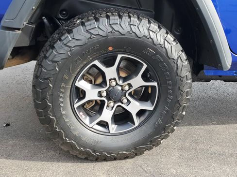 Used 2018 Jeep Wrangler Unlimited Rubicon AWD/4WD image 27