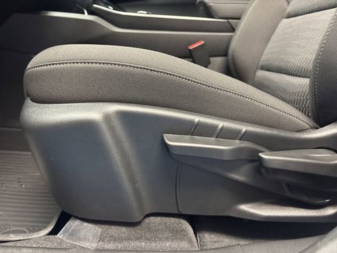 New 2026 Chevrolet Equinox LT FWD image 25