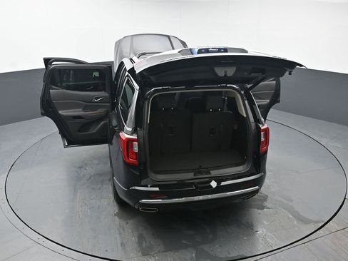 Used 2023 GMC Acadia Denali w/ Denali Technology Package image 54