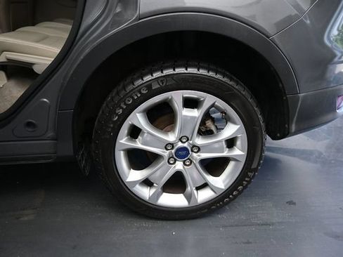 Used 2014 Ford Escape Titanium w/ Equipment Group 401A FWD image 14