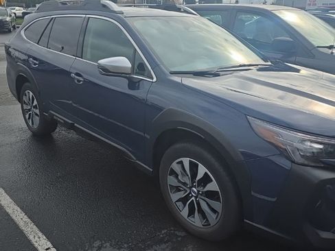Used 2024 Subaru Outback Touring XT image 2