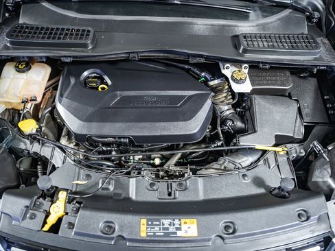 Used 2015 Ford Escape Titanium image 21